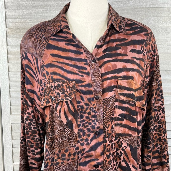 SHORT CIRCUIT Vintage 80's 90's Button Down Shirt Animal Print-Medium - Picture 2 of 4